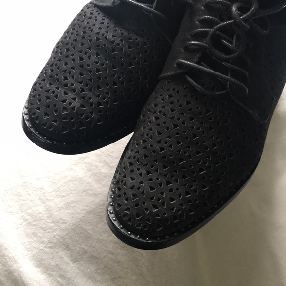 Derby shoes - Picture 6 of 7